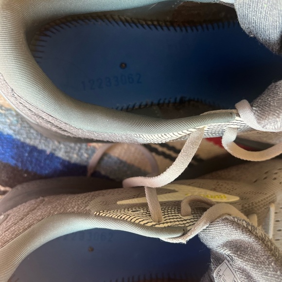 Brooks “Ghost 16”Men's Athletic Shoes Gray & Neon Yellow Size 9.5 4E Extra Wide - Picture 9 of 13